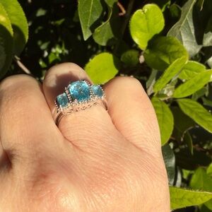JBWR 10k Dazzling Cushion-cut Silver Ring w/ Swiss Blue Topaz Gemstones size 6.5